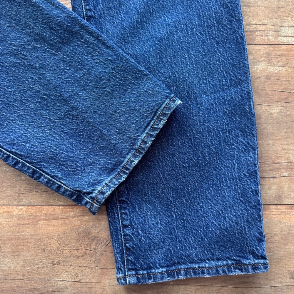 Universal Thread High Rise 90’s Straight Stretch Jeans Size 10 - Picture 6 of 8